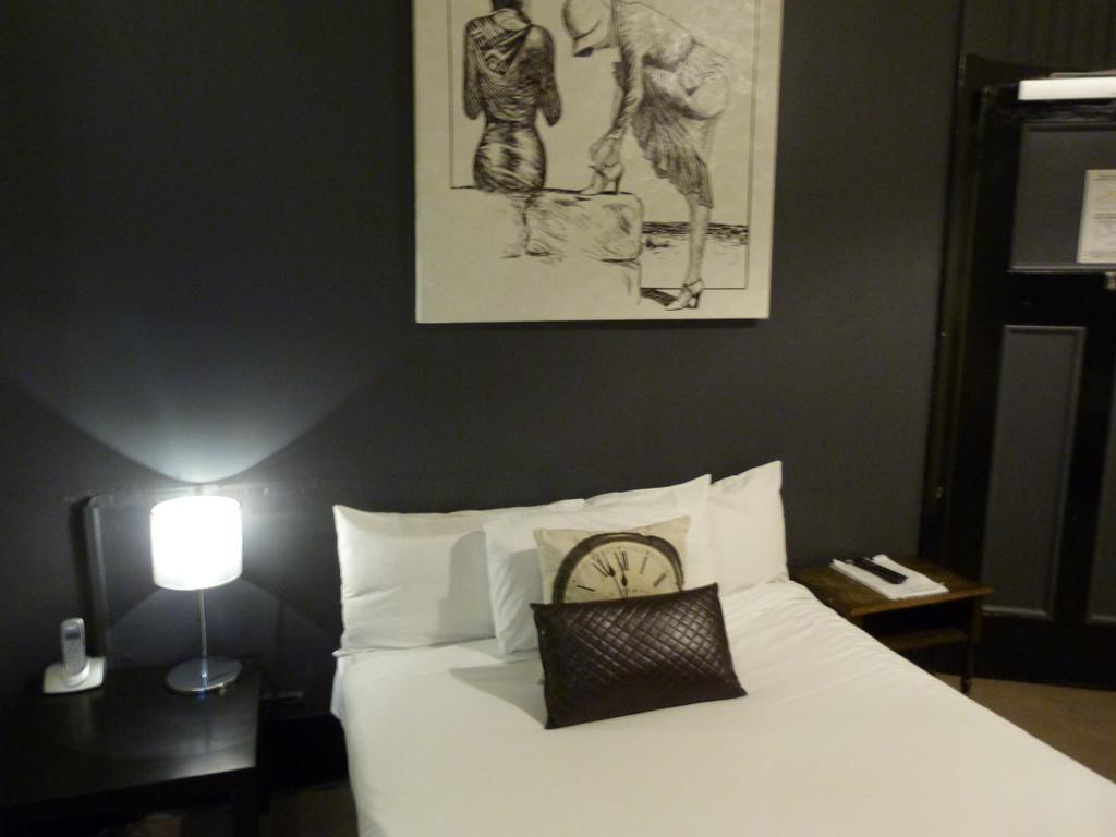 אדלייד Ambassadors Hotel מראה חיצוני תמונה