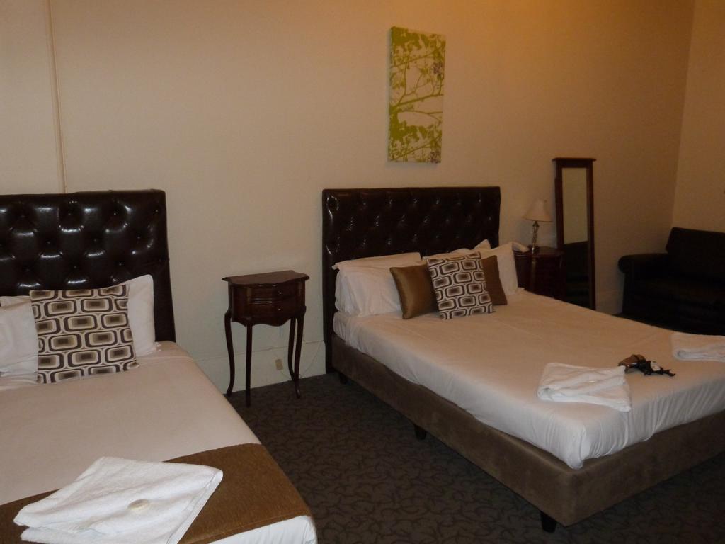 אדלייד Ambassadors Hotel מראה חיצוני תמונה