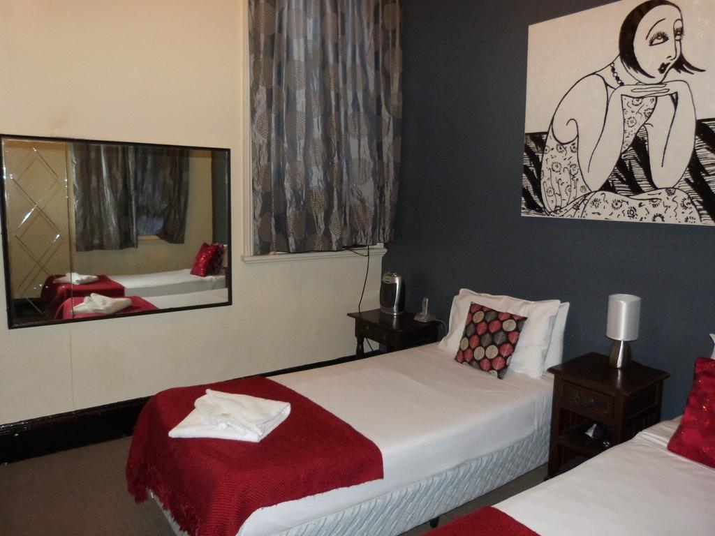 אדלייד Ambassadors Hotel מראה חיצוני תמונה